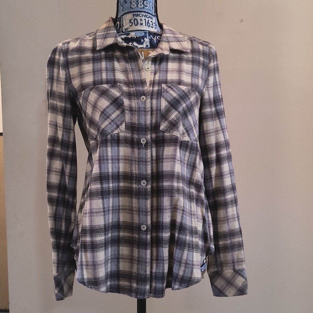 Holding Horses Flutter Back Flannel